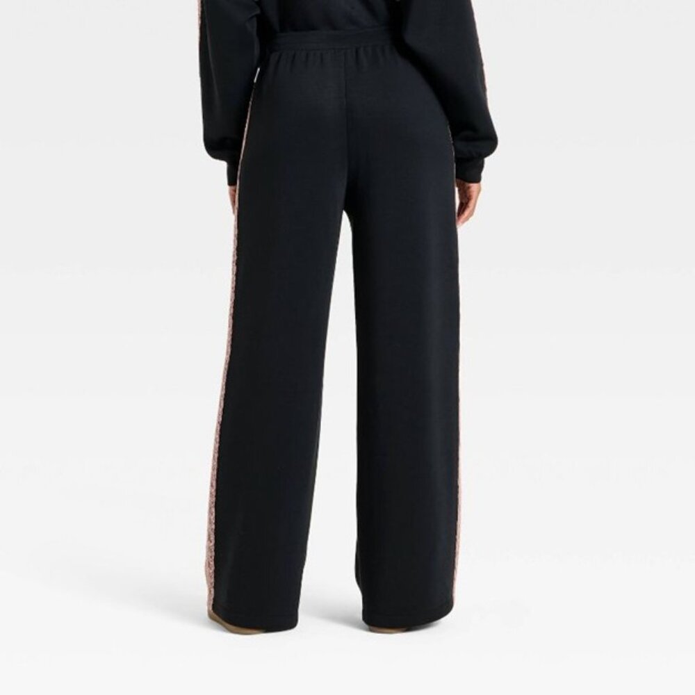 Airy Sleek Lace Detail Track Pant - Picture 2 of 3